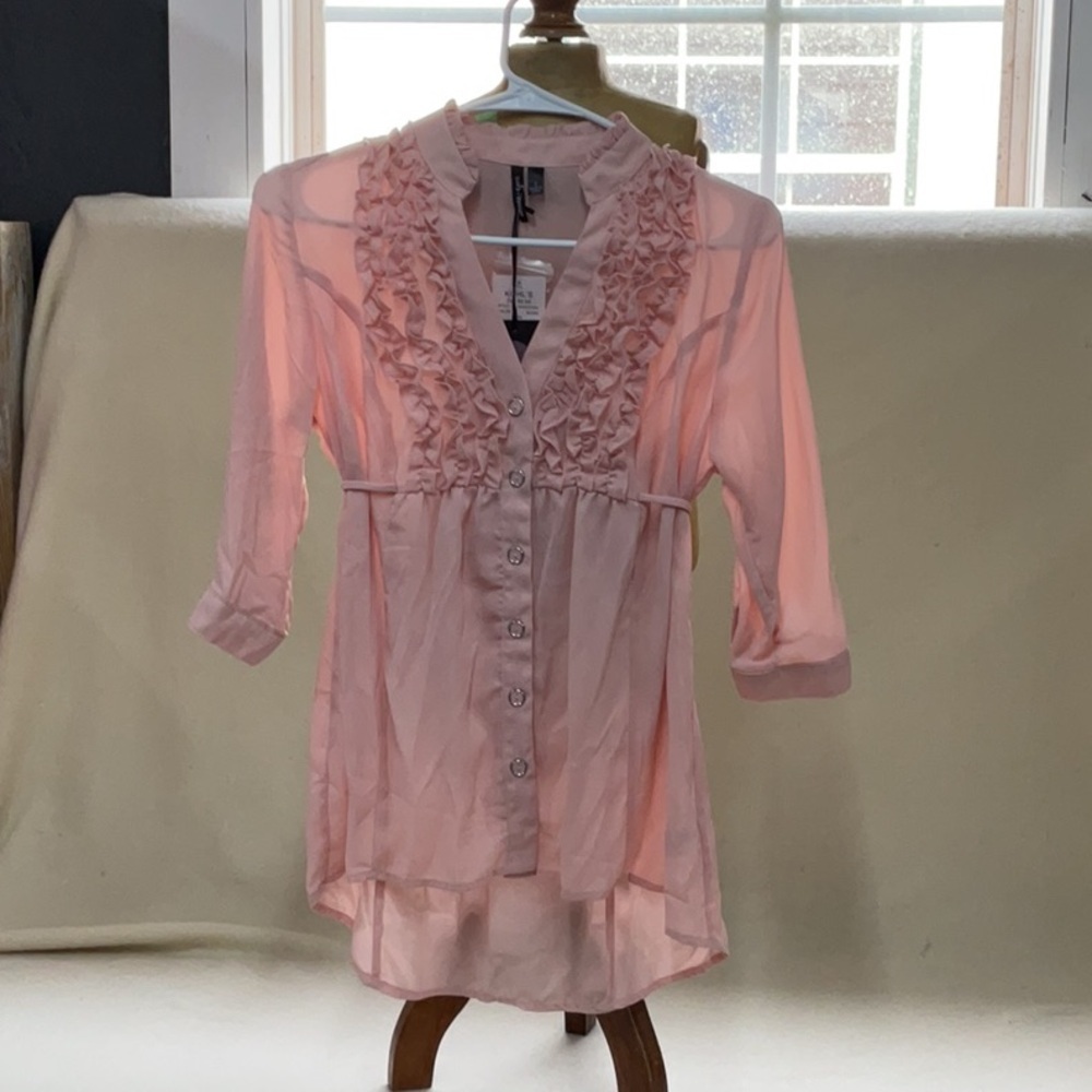 NWT woman’s love haight 3/4 sleeve shirt